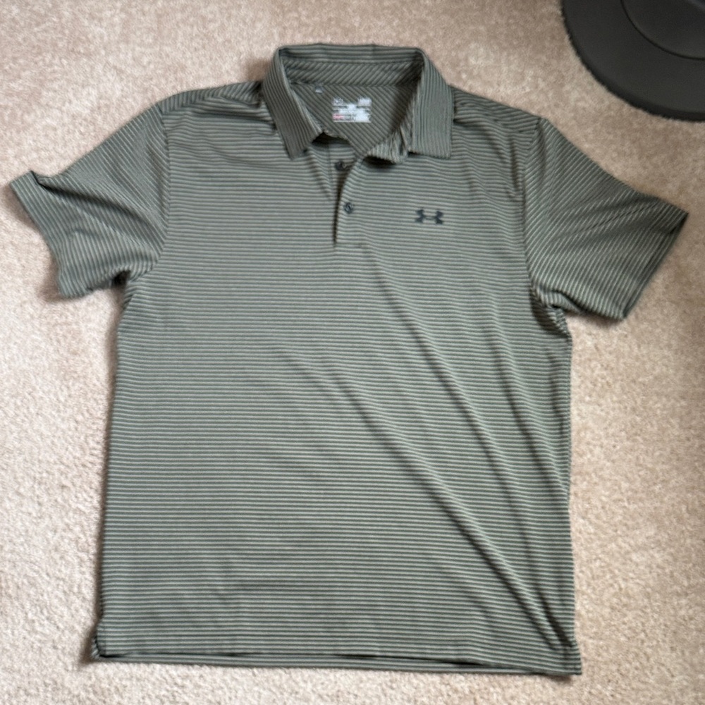 Under Armour Men’s Gray & Black Striped Polo Short Sleeve Shirt. Size Large